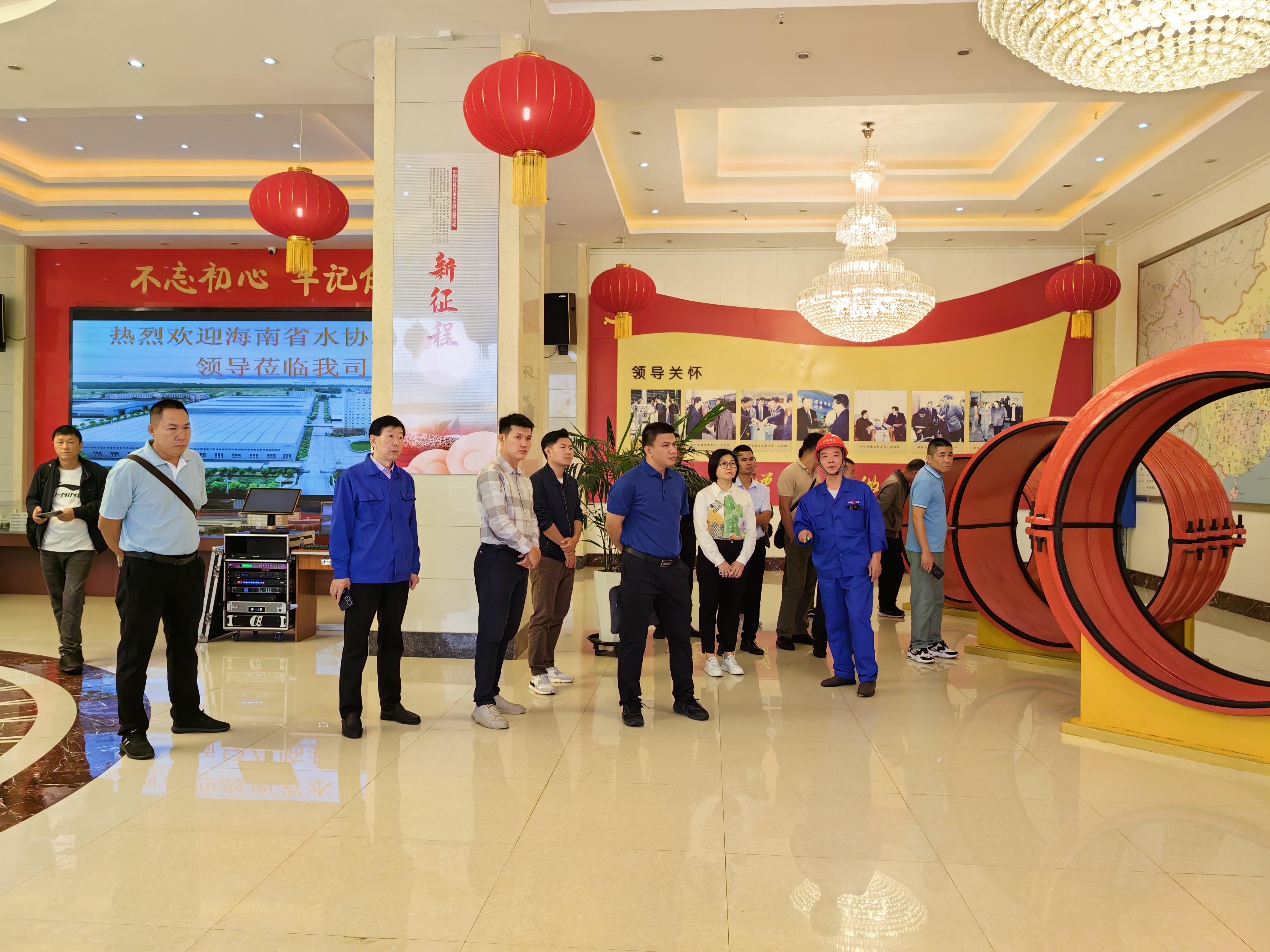 10月26日海南省水協(xié)及水司一行蒞臨我司參觀考察
